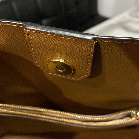 MICHAEL KORS BAG - Picture 5 of 5